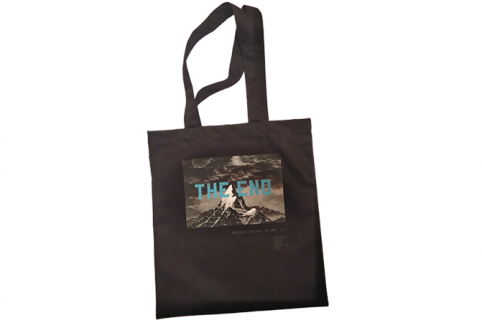 Fotografia: Torba z nadrukiem, Małgorzata Rozenau, The End